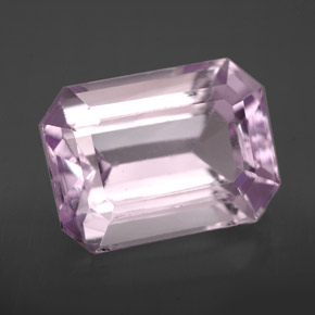 كونزيت طبيعي بلون وردي، وزن ‎9.91‎ قيراط، شكل قص الزمرد، مقاس ‎14.4x10.7‎ مم