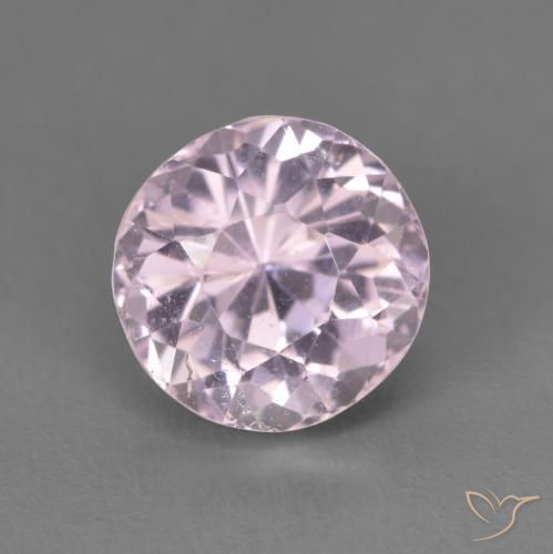 2.56ct طبيعي وردى أرجوانى فاتح جدا كونزيت, بيضوي, قليلا جدا