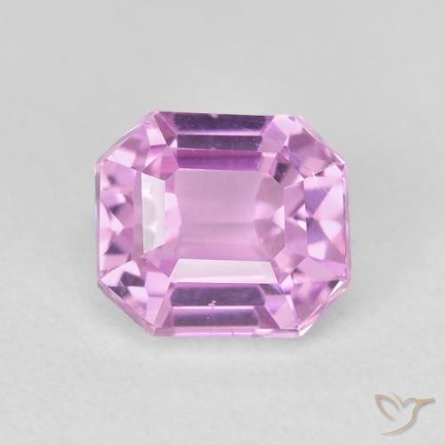 2.99ct طبيعي وردى-أرجوانى كونزيت, قص الزمرد, قليلا جدا