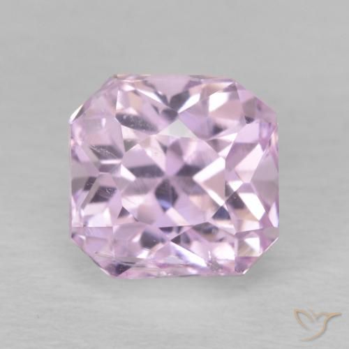 2.46ct طبيعي درجة لون الوردى الكرزى كونزيت, قص الزمرد, قليلا جدا