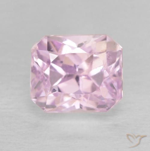 1.71ct طبيعي وردي فاتح كونزيت, قص الزمرد, قليلا جدا