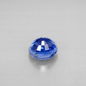 كيانيت طبيعي بلون أزرق، وزن ‎1.21‎ قيراط، شكل دائري، مقاس ‎6.05‎ مم