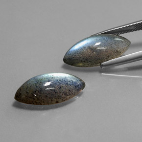 أحجار لابرادوريت متعدد الألوان طبيعية، شفاف، شفاف / نصف شفاف، وزنها  قيراط