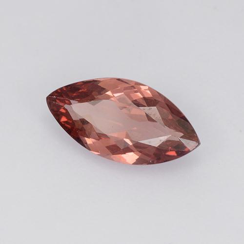 جارنيت مالايا طبيعي بلون أحمر عميق، وزن ‎1.17‎ قيراط، شكل ماركيز، مقاس ‎10x5.1‎ مم