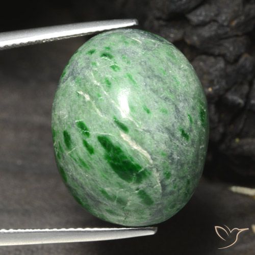 29.35ct طبيعي أخضر متوسط ماو-سيت-سيت, بيضوي, غير شفاف