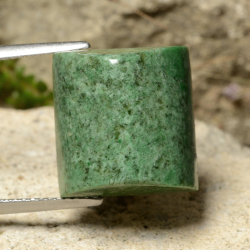 ماو-سيت-سيت أخضر أناناسى طبيعي، باغيت، 16.76 قيراط، غير شفاف