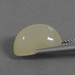 حجر القمر أصفر متوسط طبيعي، قصة بيضاوى، 5.86 قيراط، نصف شفاف