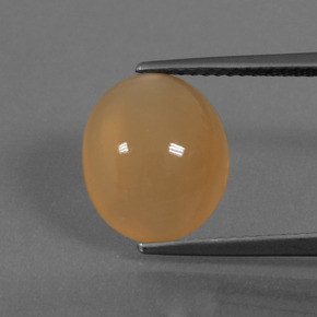 حجر القمر برتقالى فاتح-متوسط طبيعي، قصة بيضاوى، 4.60 قيراط، نصف شفاف