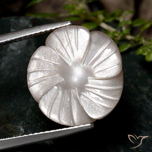 9.33ct طبيعي بنى باهت حجر القمر, قص وردة, نصف شفاف