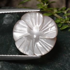 حجر القمر بنى فاتح جدا طبيعي، قطع زهرة، 6.52 قيراط، نصف شفاف