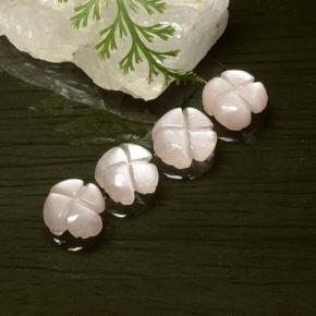 أحجار حجر القمر وردى فاتح جدا طبيعية، قص وردة، نصف شفاف، وزنها 5.06 قيراط