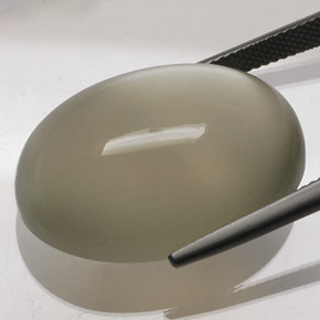 حجر القمر لون كريمى طبيعي، قصة بيضاوى، 41.03 قيراط، شفاف