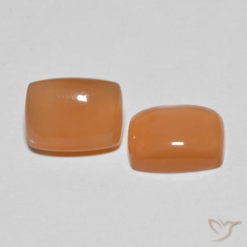 2.68ctw طبيعي Medium Light-Orange حجر القمر, وسادة, نصف شفاف