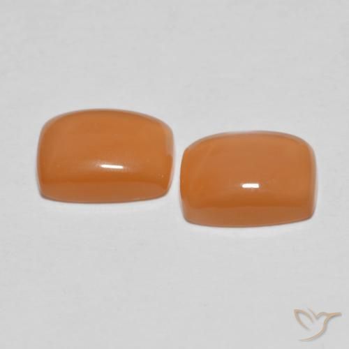 أحجار حجر القمر Medium Light-Orange طبيعية، وسادة، نصف شفاف، وزنها 2.68 قيراط