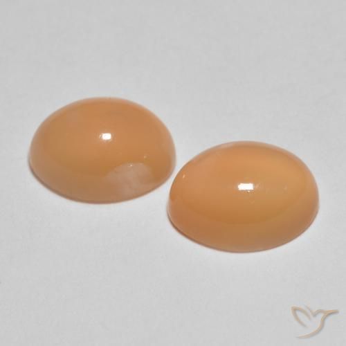أحجار حجر القمر Medium Light-Orange طبيعية، بيضوي، نصف شفاف، وزنها 2.86 قيراط