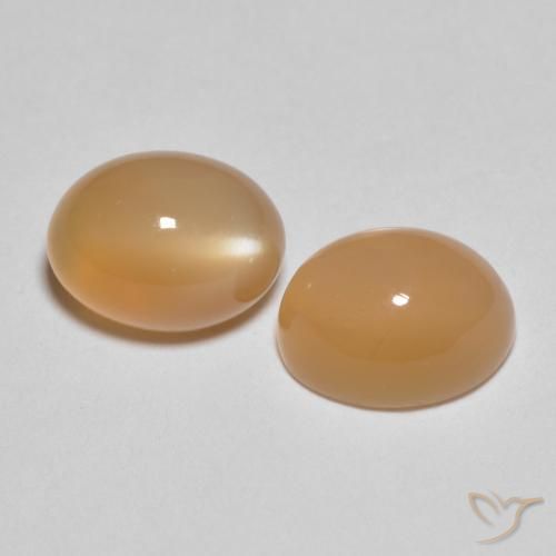 أحجار حجر القمر Medium Light-Orange طبيعية، بيضوي، نصف شفاف، وزنها 3.19 قيراط