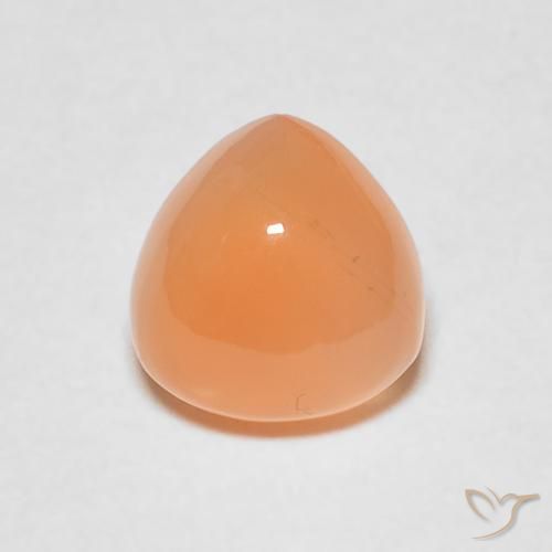 1.85ct طبيعي Medium Light-Orange حجر القمر, مثلثى, نصف شفاف