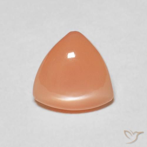 1.36ct طبيعي برتقالي فاتح حجر القمر, مثلثى, نصف شفاف