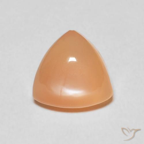 1.86ct طبيعي برتقالي فاتح حجر القمر, مثلثى, نصف شفاف
