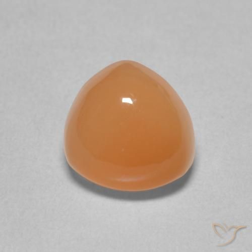 2.19ct طبيعي برتقالى متوسط حجر القمر, مثلثى, نصف شفاف
