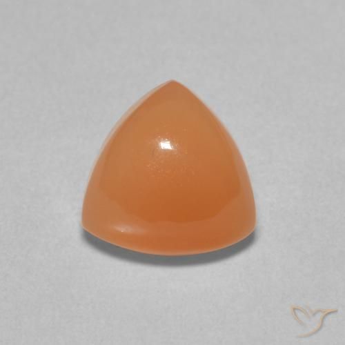 2.01ct طبيعي برتقالى محمر فاتح حجر القمر, مثلثى, نصف شفاف