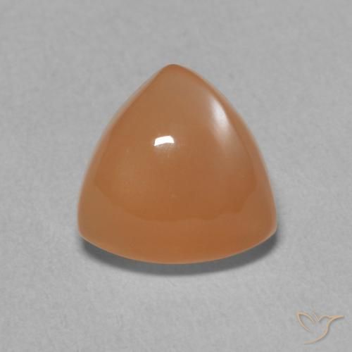 1.77ct طبيعي برتقالى محمر حجر القمر, مثلثى, نصف شفاف