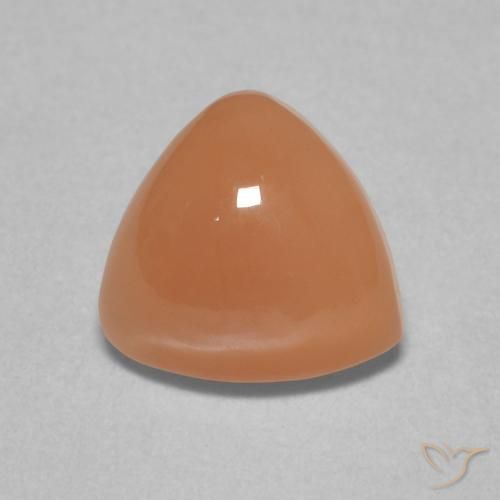 1.54ct طبيعي برتقالي فاتح حجر القمر, مثلثى, نصف شفاف