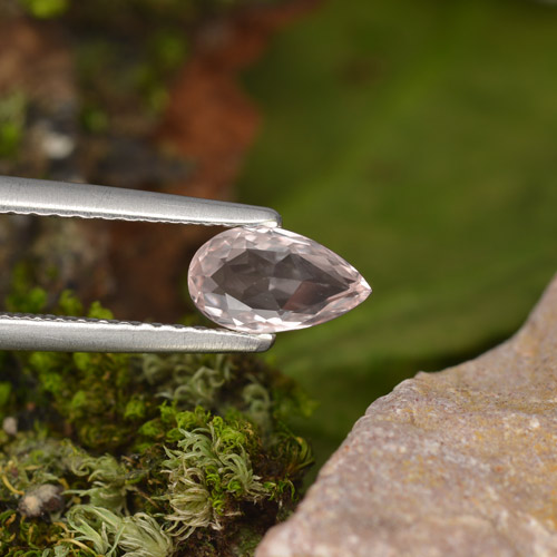 مورغانيت وردي فاتح طبيعي، شكل الكمثرى، 0.49 قيراط، VVS