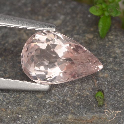 1.01ct طبيعي وردي فاتح مورغانيتي, شكل الكمثرى, قليلا جدا