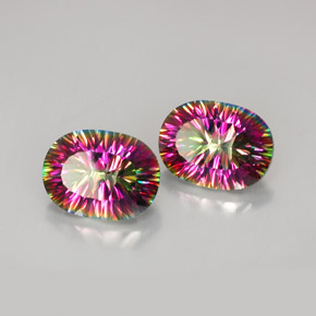 أحجار الكوارتز الغامض أعلى قوس قزح طبيعية، قصة بيضاوى، VVS-VS، وزنها  قيراط