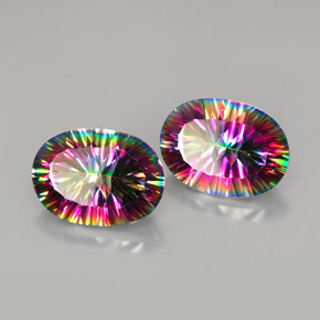 أحجار الكوارتز الغامض أعلى قوس قزح طبيعية، قصة بيضاوى، VVS-VS، وزنها  قيراط