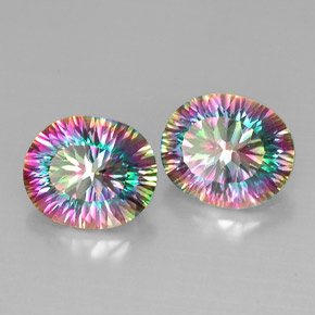 أحجار الكوارتز الغامض أعلى قوس قزح طبيعية، قصة بيضاوى، VVS-VS، وزنها  قيراط