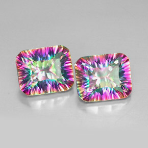 أحجار الكوارتز الغامض أعلى قوس قزح طبيعية، قص الزمرد، VVS، وزنها  قيراط