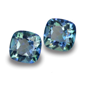 توباز ميستيك طبيعي بلون متعدد الألوان، وزن ‎‎ قيراط، شكل قطع وسادة، مقاس ‎5.1x5.1‎ مم