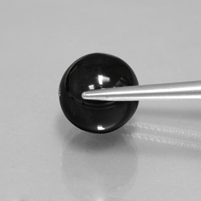 عقيق يماني أسود طبيعي، جسم كروى / الكرة، 6.88 قيراط، غير شفاف