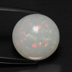 أوبال طبيعي بلون متعدد الألوان، وزن ‎4.42‎ قيراط، شكل دائري، مقاس ‎12.63‎ مم