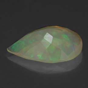 أوبال طبيعي بلون متعدد الألوان، وزن ‎1.43‎ قيراط، شكل شكل الكمثرى، مقاس ‎12x8.1‎ مم