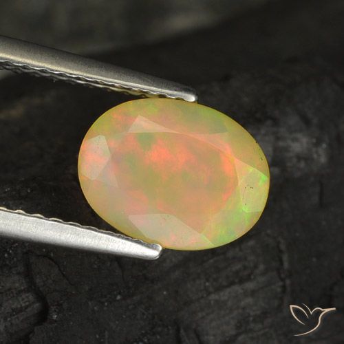 1.21ct طبيعي متعدد الألوان أوبال, بيضوي, نصف شفاف