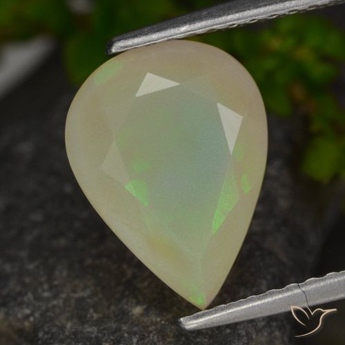 1.69ct طبيعي متعدد الألوان أوبال, شكل الكمثرى, نصف شفاف