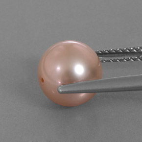 لؤلؤة وردى فضى طبيعي، جسم كروى / الكرة، 3.53 قيراط، غير شفاف