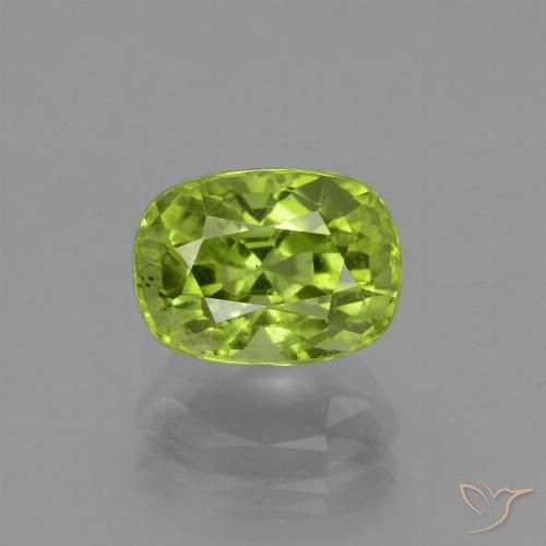 2.45ct طبيعي أخضر متوسط زبرجد, وسادة, قليلا جدا