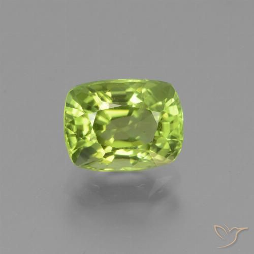 2.04ct طبيعي أخضر متوسط زبرجد, وسادة, قليلا جدا