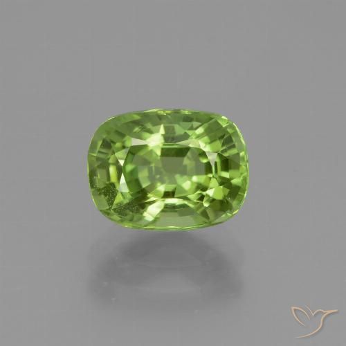 2.32ct طبيعي أخضر متوسط زبرجد, وسادة, قليلا جدا