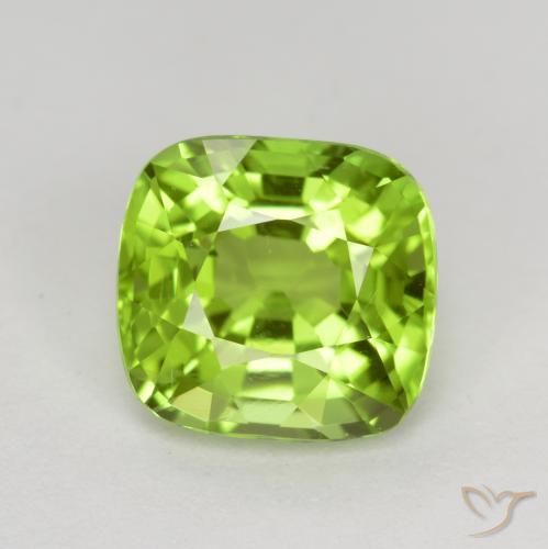 2.35ct طبيعي أخضر متوسط زبرجد, وسادة, قليلا جدا