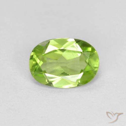 0.78ct طبيعي أخضر متوسط زبرجد, بيضوي, قليلا جدا