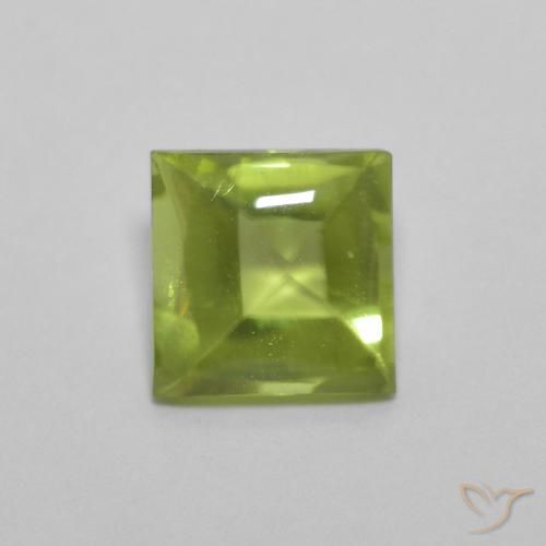 0.83ct طبيعي أخضر حيوي زبرجد, مربع, شفاف
