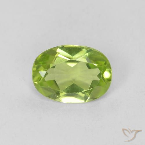 0.80ct طبيعي أخضر متوسط زبرجد, بيضوي, VVS
