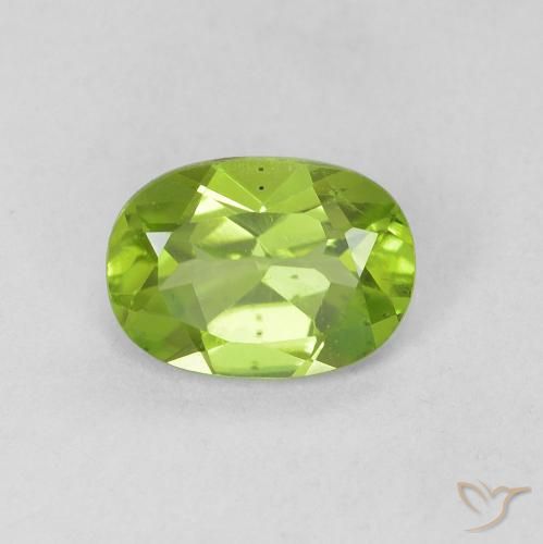 0.90ct طبيعي أخضر حيوي زبرجد, بيضوي, VVS-VS