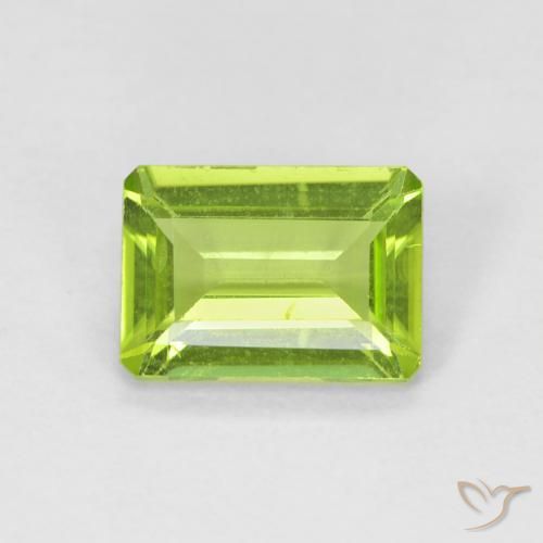 0.92ct طبيعي اخضر زاهى زبرجد, قص الزمرد, قليلا جدا