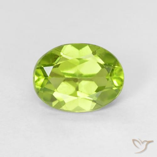 1.21ct طبيعي أخضر حيوي زبرجد, بيضوي, قليلا جدا